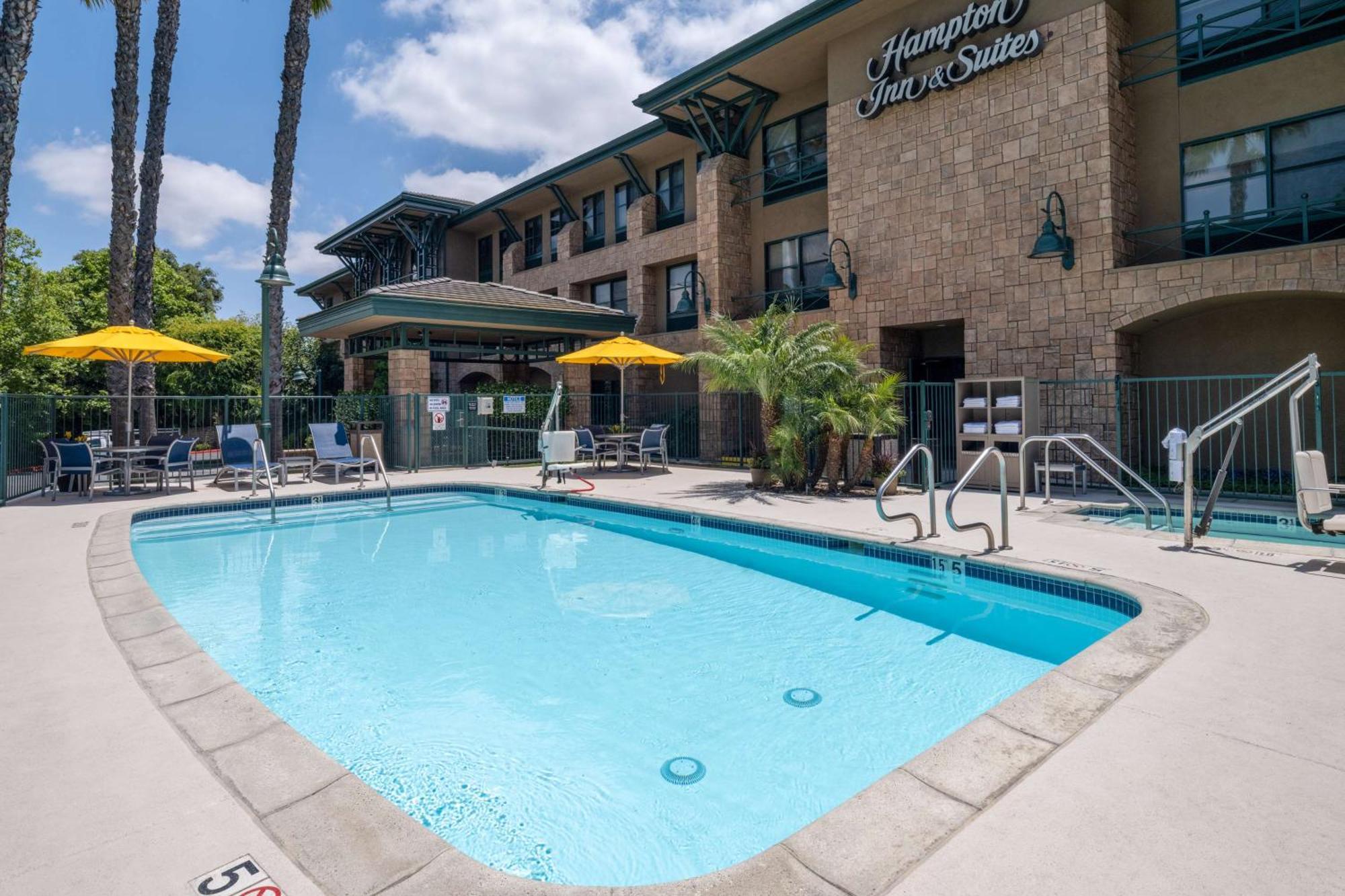 Hampton Inn & Suites Agoura Hills Exteriér fotografie